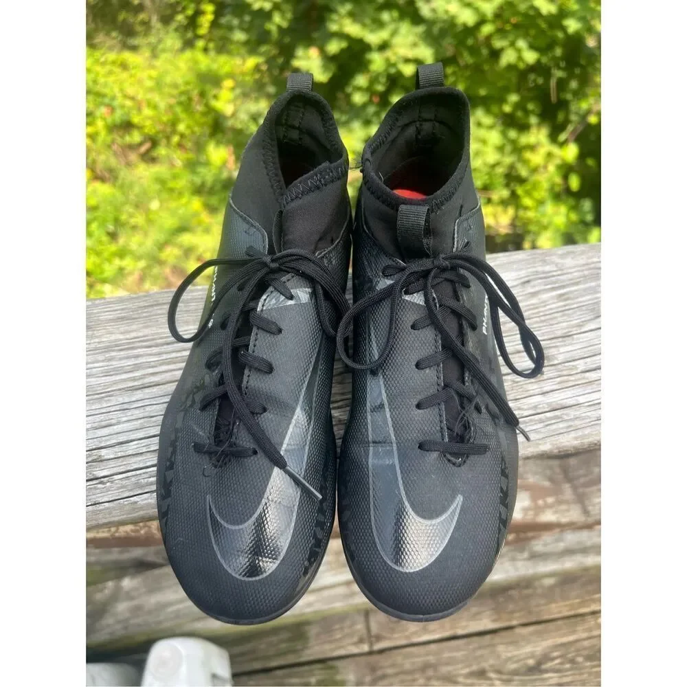 Nike Junior Phantom GT2 Club Dynamic-Fit FG - Black/Summit White/Bright Crimson